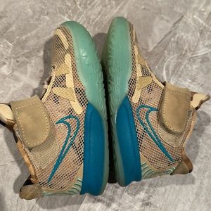 Toddler Kids Nike Kyrie Sneakers
